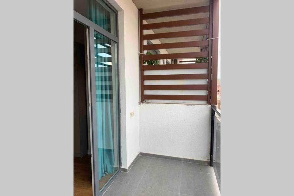 Geverse Apartment Batumi Bagian luar foto